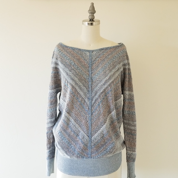 White House Black Market | Scoop Neck Sweater - Picture 1 of 9